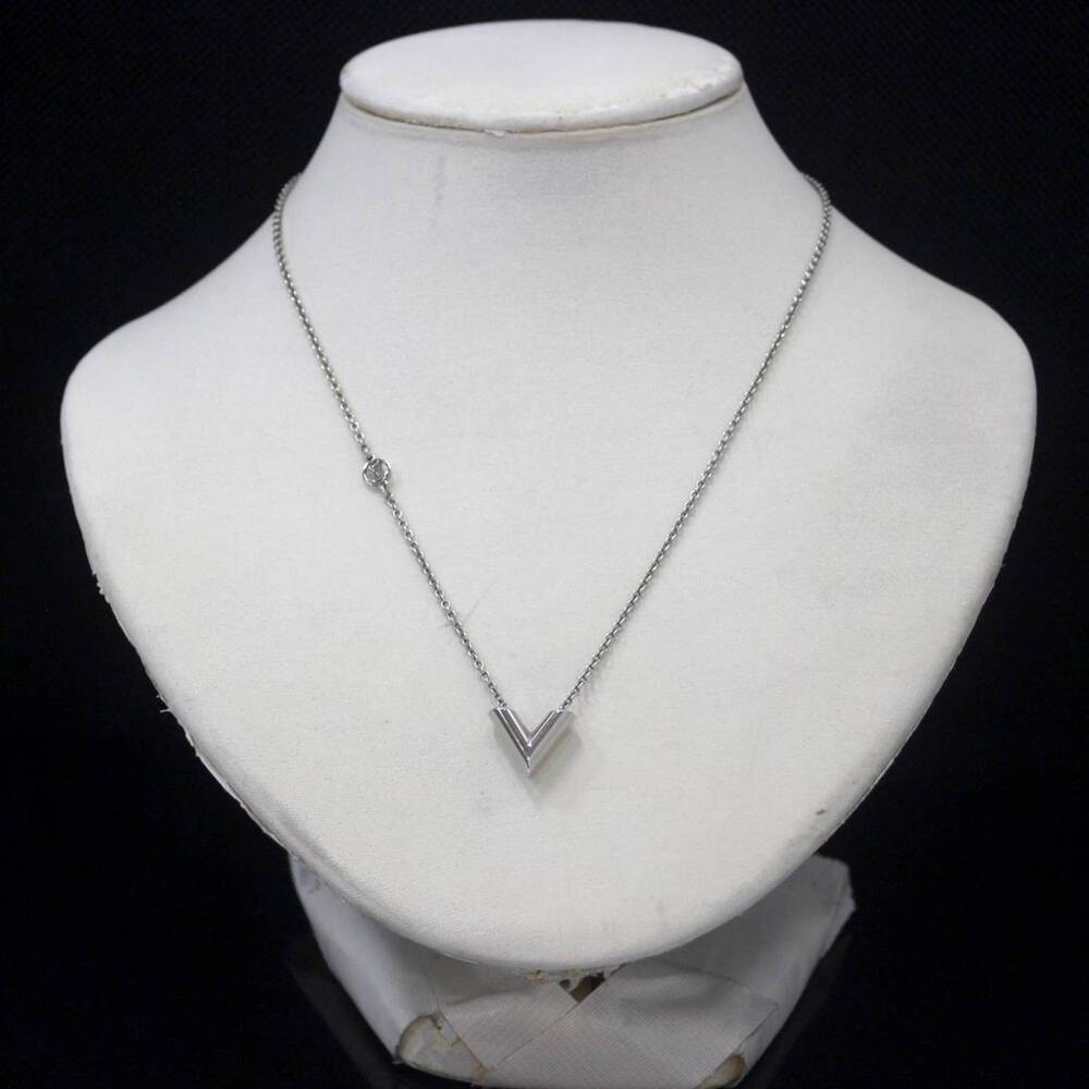 LOUIS VUITTON Silver Necklace - Picture 6 of 6